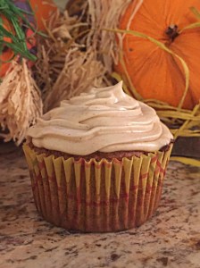Pumpkins Spice Maple Cupcake